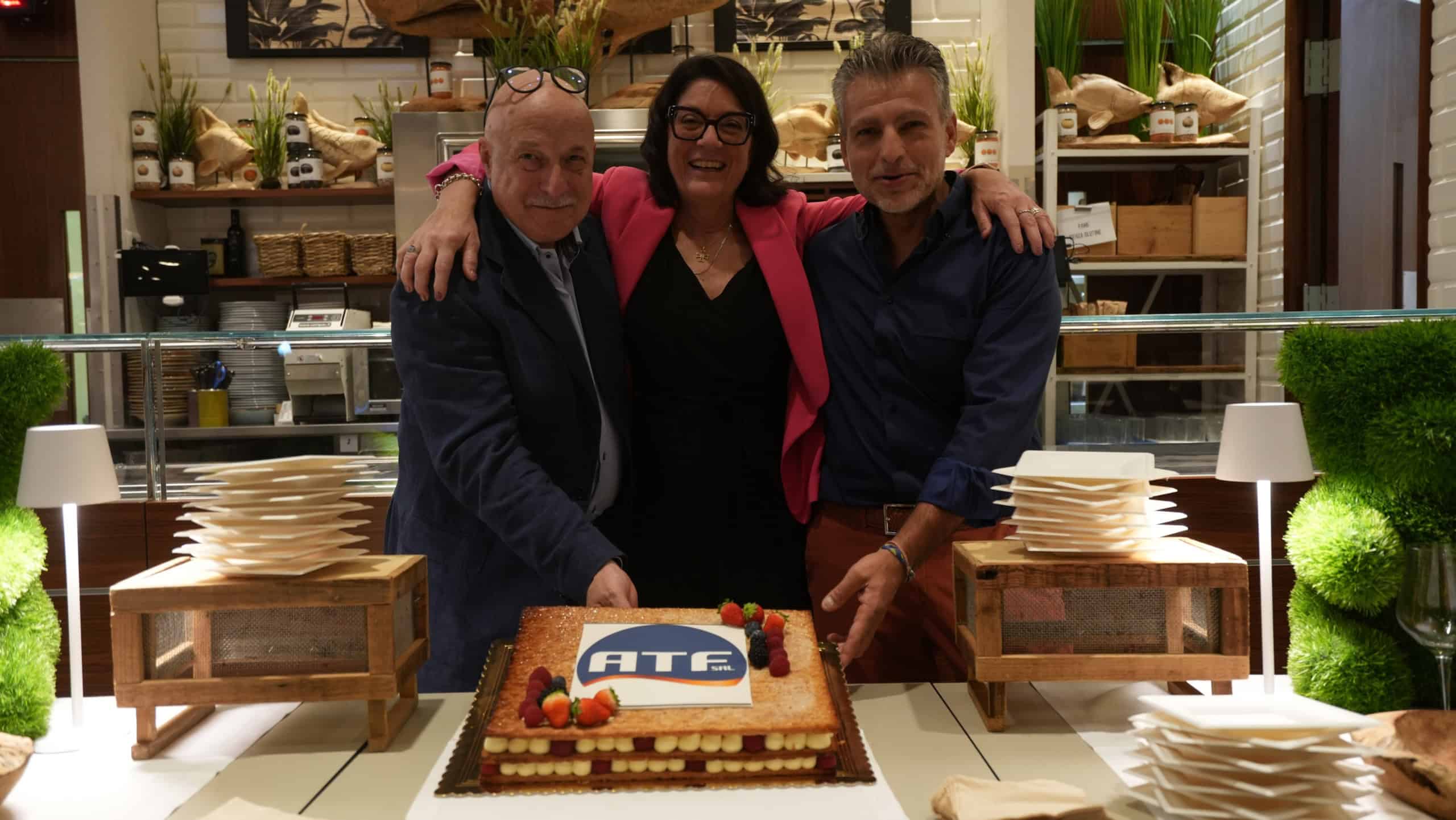 Immagine della torta della festa dei 40 anni di atf