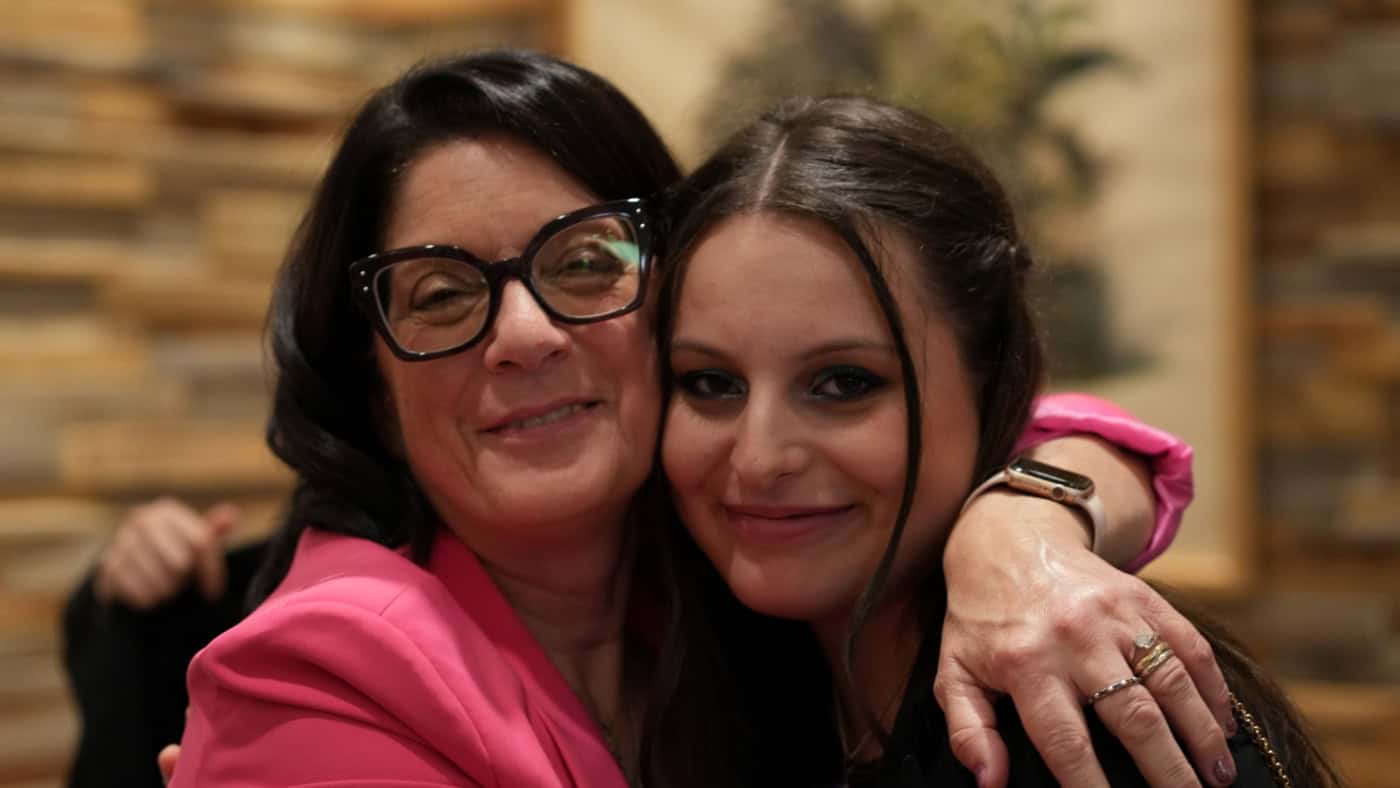 Immagine alla festa dei 40 anni di atf cipriani cristina e giada petracchi